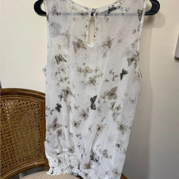 Maurices White and Gray Butterfly Blouse - Picture 2 of 2